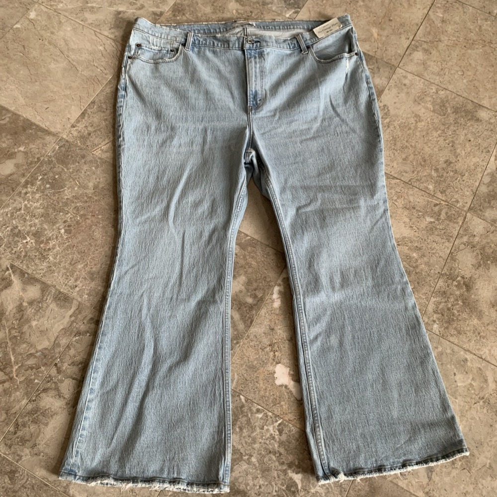 Abercrombie & Fitch The Vintage Flare High Rise‎ Jeans Womens 36/22S Blue NWT